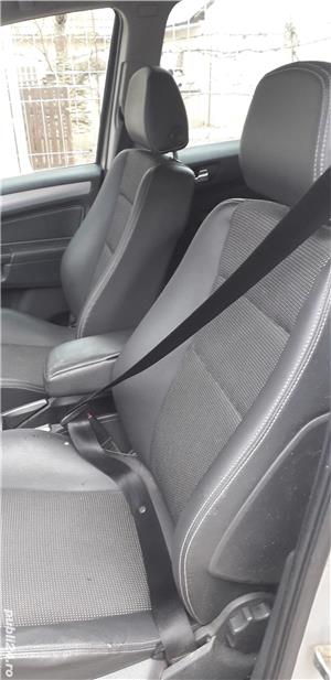 Dezmembrez opel zafira din 2006 - imagine 2