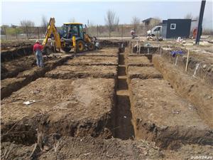  buldoexcavator de inchiriat, defrisari,fundatii - imagine 3
