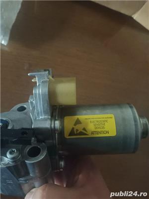 Vand actuator , motoras cutie transfer ,530 xd , lci ,235 cp  - imagine 3