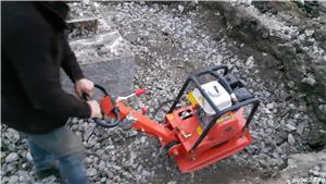 Inchirieri utilaje buldoexcavator miniexcavator bobcat tractor freza foreza compactor dumper  - imagine 19