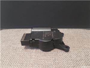 Motoraș actuator servomotoraș climă VW Golf 7, Passat B7, B8, CC, Audi, Skoda, Seat 5Q0907511K - imagine 2