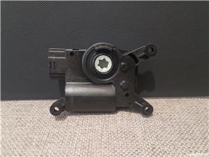 Motoraș actuator servomotoraș climă VW Golf 7, Passat B7, B8, CC, Audi, Skoda, Seat 5Q0907511K - imagine 7