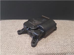 Motoraș actuator servomotoraș climă VW Golf 7, Passat B7, B8, CC, Audi, Skoda, Seat 5Q0907511K - imagine 3