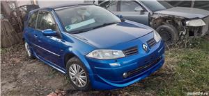 Dezmembrez Renault Megane 2 diesel 1.9 DCI 2005 2002-2006 - imagine 2