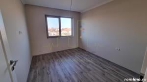 Case DESPARTITE prin GARAJ. 5 camere. 3 bai - imagine 3
