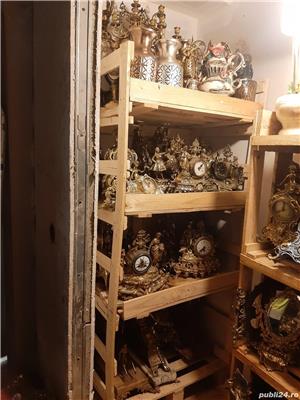 Vând o colecție mare de obiecte din bronz (ceasuri, sfeșnice/candelabres, oglinzi, figurine, etc) - imagine 9