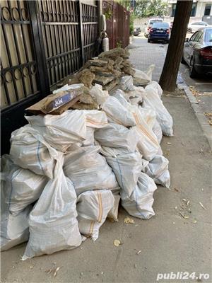 Moloz Saci deseuri demolari mobila lemne Bucuresti Ilfov