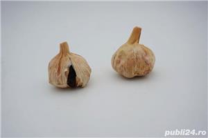 Usturoi Negru Românesc Black Garlic 