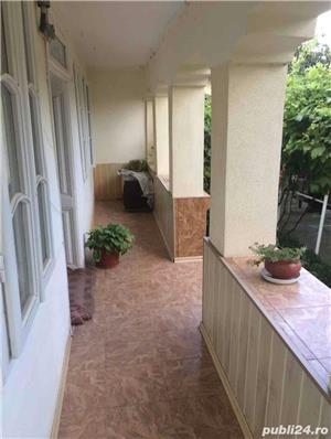 Vand casa com. Jaristea, VN, 2.700 mp - imagine 2