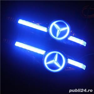 Semnalizatoare aripi fata pt gama Mercedes - imagine 2