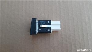 Buton ESP consola centrala OEM VW Passat 3C B6 CC - imagine 3