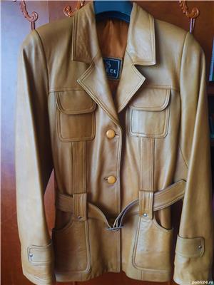 Vând haină din piele cu model deosebit - imagine 2