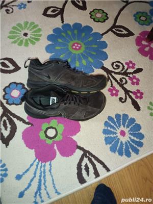 Adidasi Nike  - imagine 3