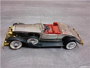 Rolls royce fm radio Vintage car 