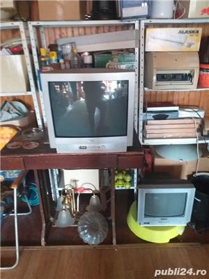 Vand masa si 3 scaune din lemn rezistent - imagine 8