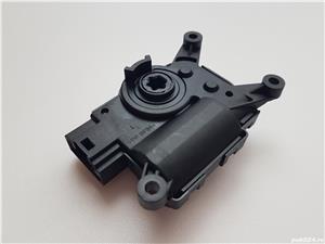 Motoraș actuator servomotoraș climă VW Audi Seat Skoda 2Q0907511F 2Q0 907 511 F - imagine 7