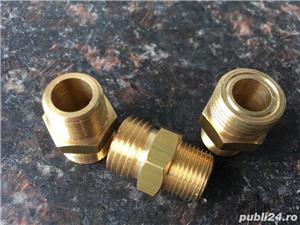 Niplu 3/8M (CH25 sau W20x1/14) filet STANGA