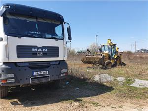 Buldoexcavator de inchiriat și autobasculante 8x4!!!