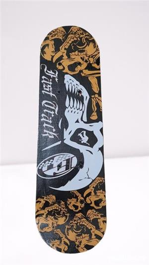 Placa skateboard - noua