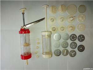 Set vechi cofetarie cu cremaliera, pentru ornat 32 piese cu sabloane pentru ornarea decorarea prajit - imagine 5