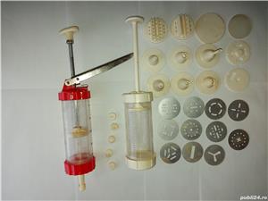 Set vechi cofetarie cu cremaliera, pentru ornat 32 piese cu sabloane pentru ornarea decorarea prajit - imagine 4