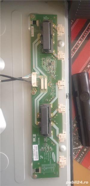 Dezmembrez lcd tv Samsung le32e420  - imagine 5