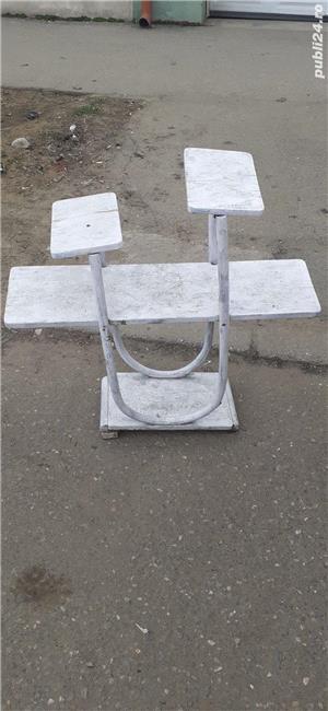 Vand suport de flori antik 