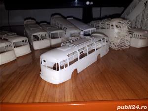 Machete Autobuze TV 20 U+R și TV 2 U+R printate 3d în rășină scara 1 72 - articole teste - imagine 3