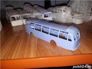 Machete Autobuze TV 20 U+R și TV 2 U+R printate 3d în rășină scara 1 72 - articole teste - imagine 2