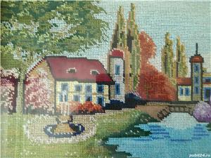 tablou goblen cu rama foarte frumoasa  facut in 1920 - imagine 2