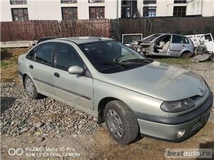 Dezmembrez renault laguna - imagine 4