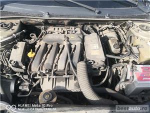 Dezmembrez renault laguna - imagine 2