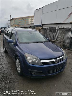 Dezmembrez Astra H - imagine 6