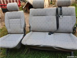 Scaune T4 8+1 - imagine 5