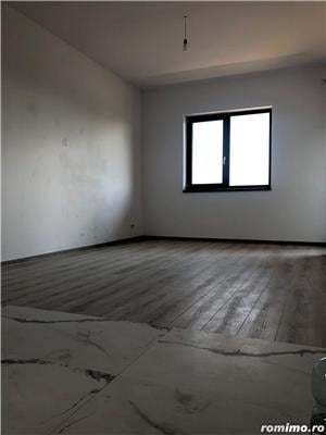 Apartament cu 3 camere decomandat+ terasa generoasa de 20 mp loc de parcare zona Braytim - imagine 15