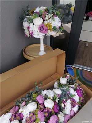 Închiriez la pret modic aranjamente flori artificiale  - imagine 4