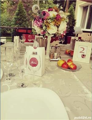 Închiriez la pret modic aranjamente flori artificiale  - imagine 6