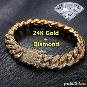 vand 240000 webdolari 