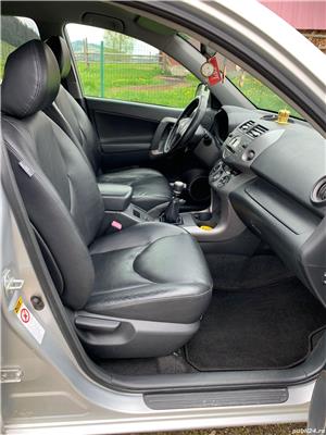 Toyota RAV 4  - imagine 7