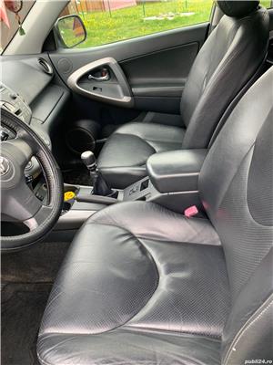 Toyota RAV 4  - imagine 8