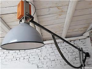 Lampa cu structura metalica stil industrial (Lampadar)
