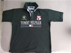 vând tricouri polo diverse branduri și mărimi. 