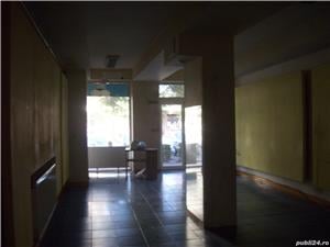 Ofer spre inchiriere spatiu comercial in Deva,b-dul Decebal,50 mp - imagine 6