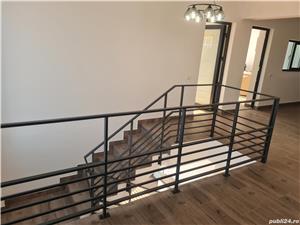 Lacatusi,sudori,sef echipa  - imagine 2 Lacatusi,sudori,sef echipa  - imagine 2