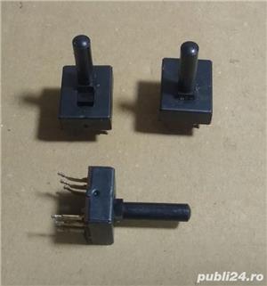 Lot de 4 butoane push - fara retinere - maxim 250V 3A