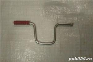 Coarba auto impact din comunism pentru rotile cu suruburile blocate