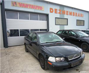 Dezmembram VOLVO S40 1.9TDI tip motor: D4192T3 115CP an 2001-2003 - imagine 3