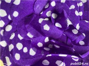 Brosa Floare Mov cu Buline Albe - imagine 3