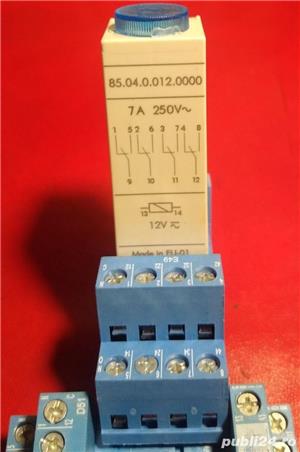 Releu de la Finder cu temporizare reglabila la 12V - iesire 250V   7A - imagine 4