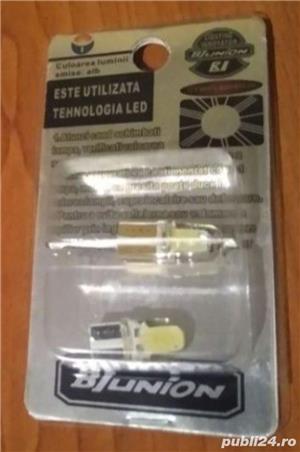 Set nou doua becuri auto cu Led de la Blunion, culoate alb, CanBus, T10 W5W